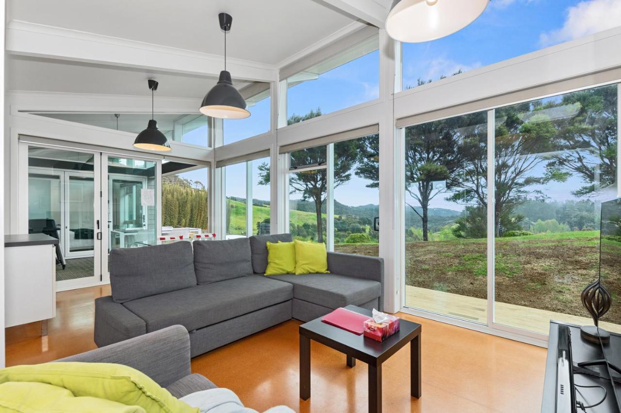 Paroa Bay Chalets - Te Whare Tui ラッセル エクステリア 写真