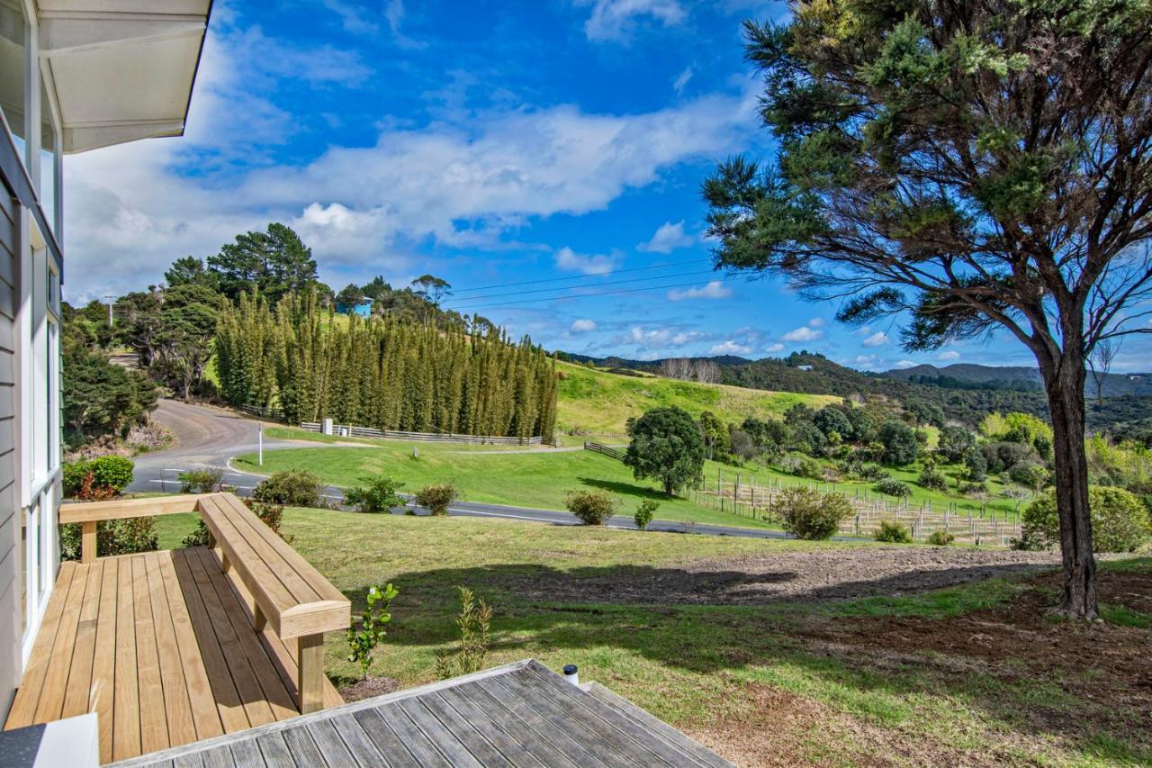 Paroa Bay Chalets - Te Whare Tui ラッセル エクステリア 写真